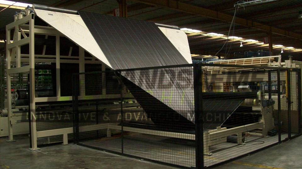 Folding machine for textiles